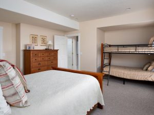 Downstairs Shared Room - Bunk Bed [All Meals Included]